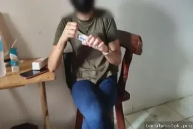 Cek bodi cewek panggilan di hotel super hot