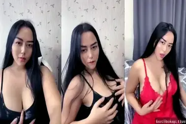 Cewek cantik tetek gede pamer tubuh di live