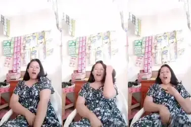 Colmek Basah di Warung Sepi Bokep Indo Panas